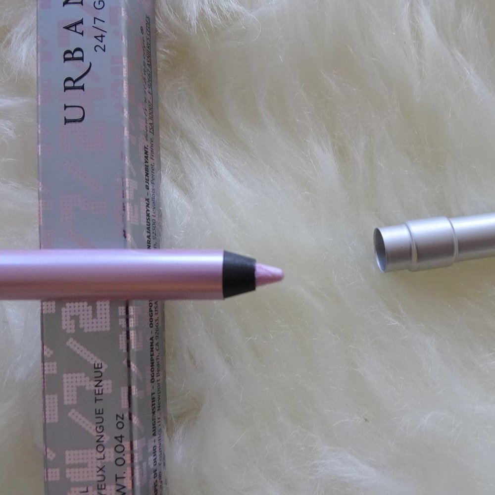 Urban Decay 24/7 Glide-On Eye Pencil Heartless New - Picture 2 of 2